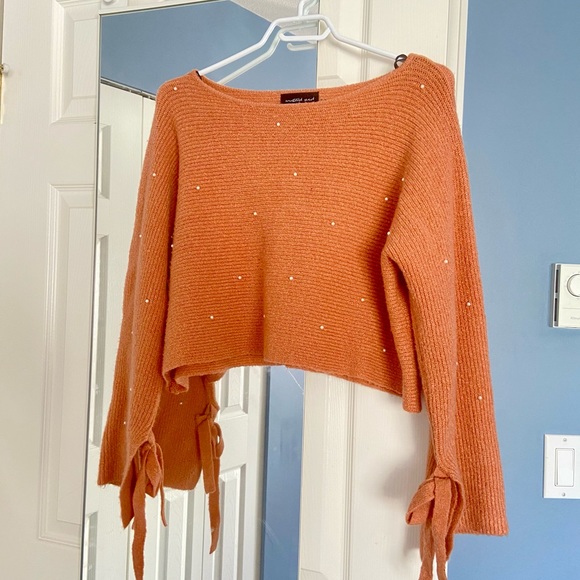 Knitwear &sweaters - Picture 1 of 5